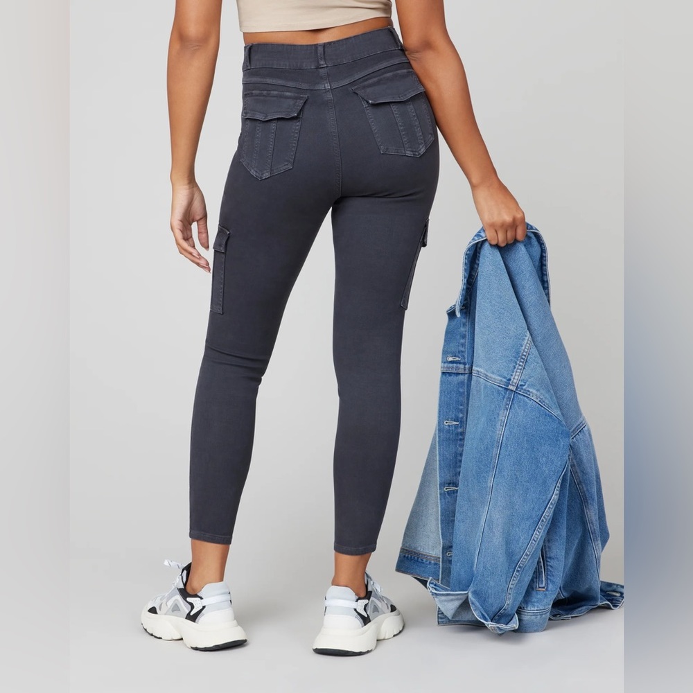 NWT SPANX Stretch Twill Ankle Cargo Pant LARGE, Regular, Washed Black